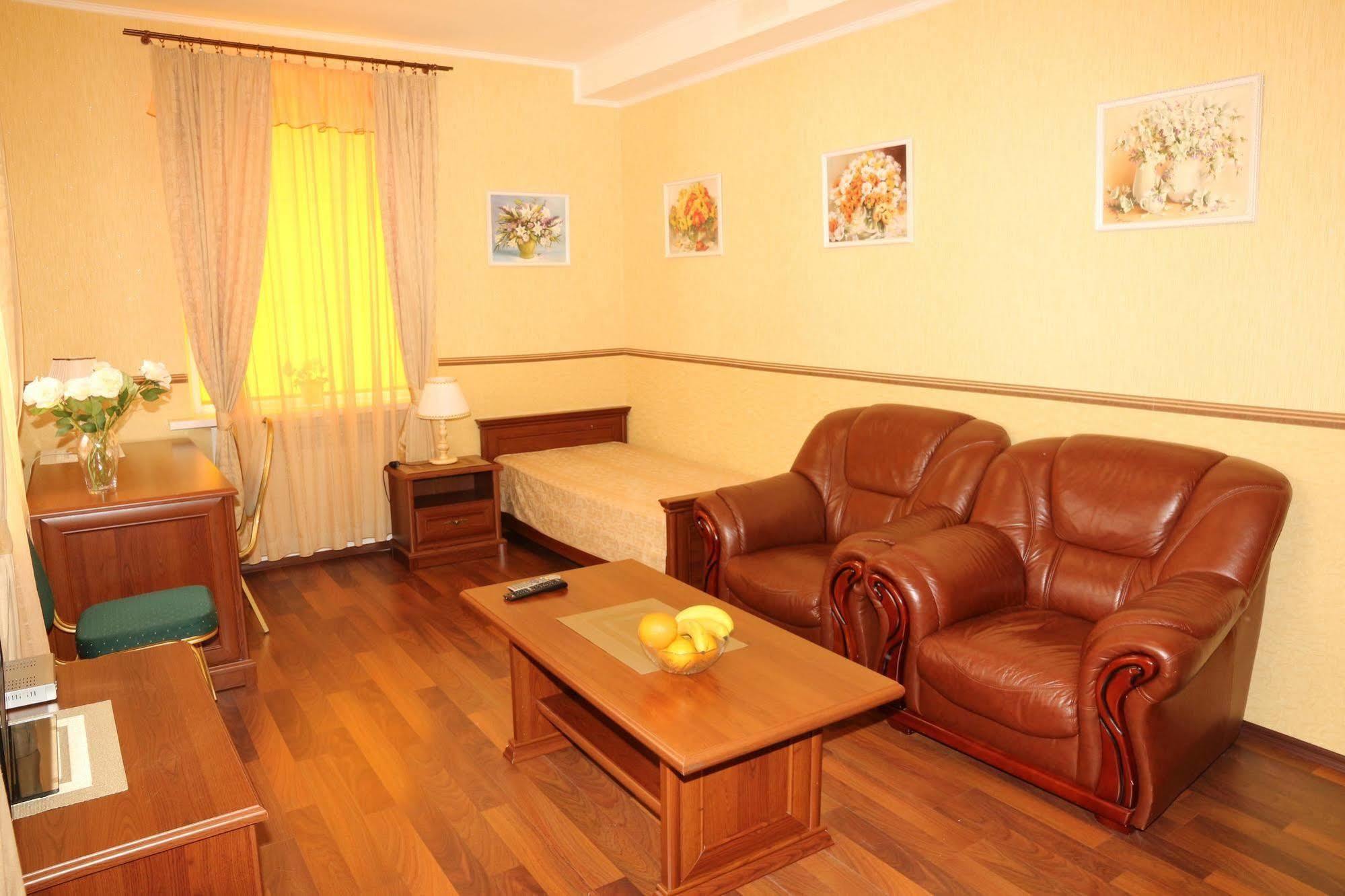 Korona 3* Boryspil