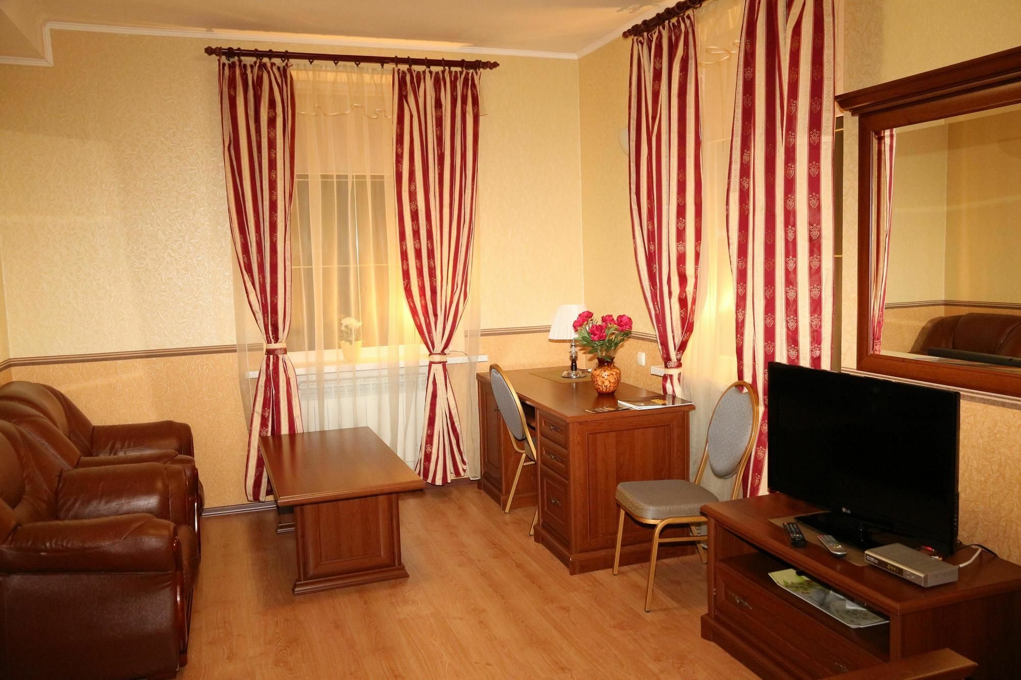 Korona Hotel